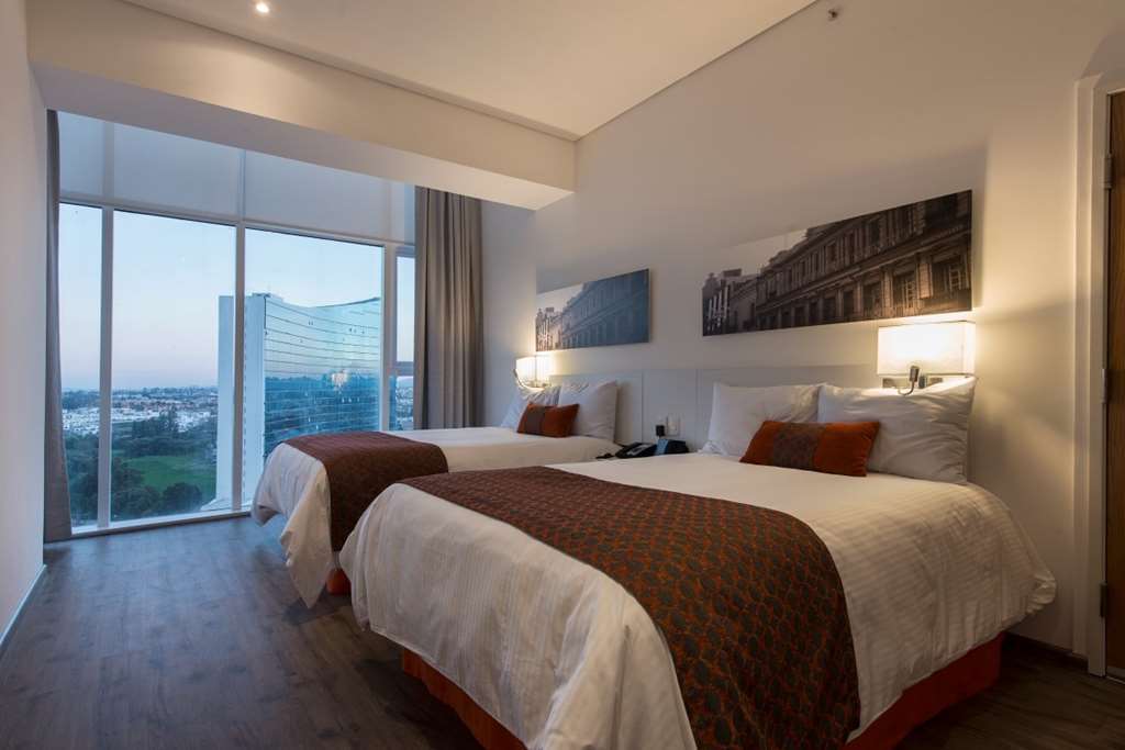Camino Real Puebla Hotel & Suites Habitación foto